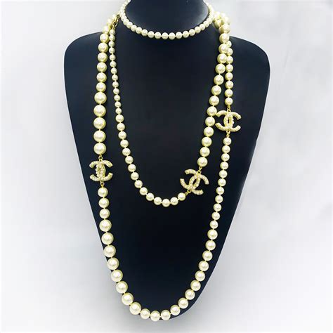 chanel coco pearl necklace|long chanel necklace with pearls.